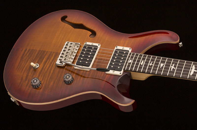 ce_24_semi_hollow_2019_photo1