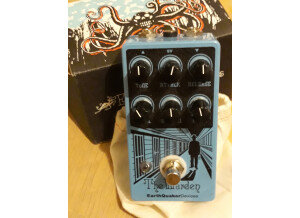 EarthQuaker Devices The Warden (87433)