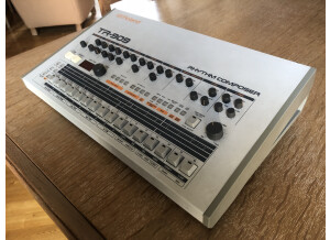 Roland TR-909 (88767)