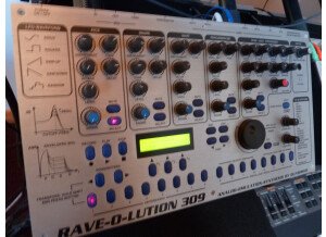 Quasimidi Rave-O-Lution 309 (48259)