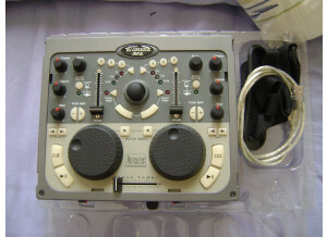 Hercules DJ Console Mk2 (40345)