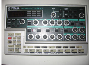 Yamaha DX200 (71042)