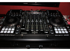 Denon DJ MCX8000 (46210)