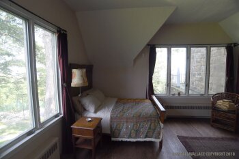 Allaire Bowie:Neve Wing Room Allaire Bowie:Neve Wing Room