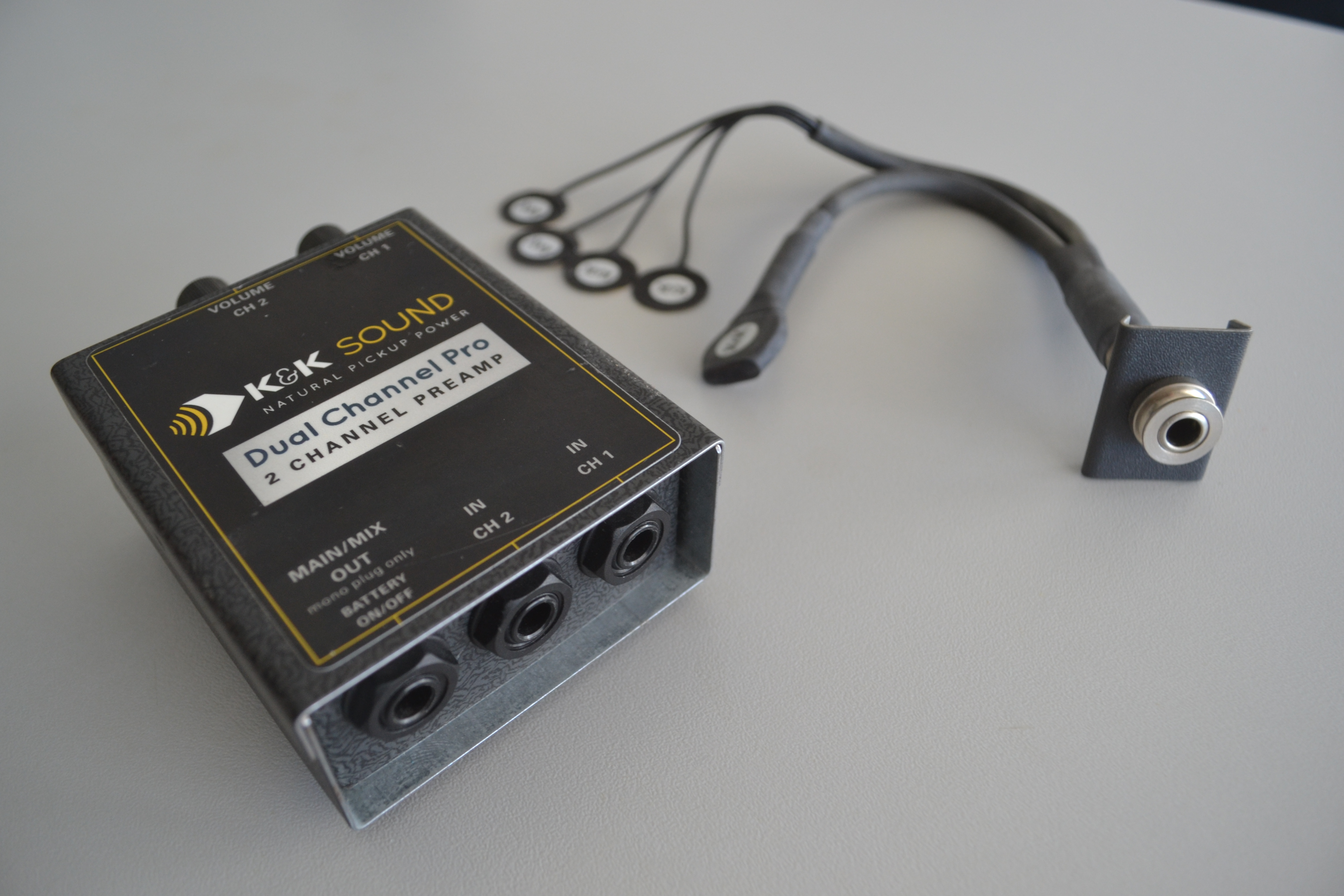 PREAMPLI K & K + MICROS POUR AMPLIFICATION CONTREBASSE