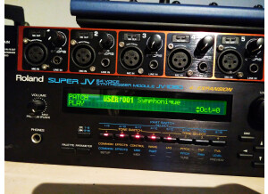 Roland JV-1080 (66003)