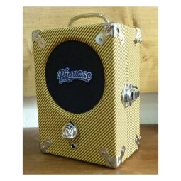 Pignose Legendary 7-100 - Tweed Edition : ampli-pignose-legendary-7-100-tweed-edition Persp Pignose Legendary 7-100 - Tweed Edition : ampli-pignose-legendary-7-100-tweed-edition Persp