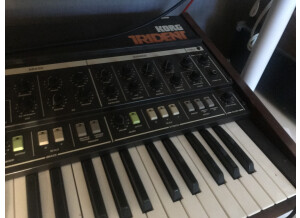 CEC2B980-F34B-48A6-9861-D5FC0CB6B5B0