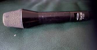 AKG D 222 EB
