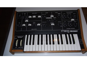 Moog Music Prodigy (96125)
