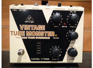 Behringer Vintage Tube Monster VT999 (47843)