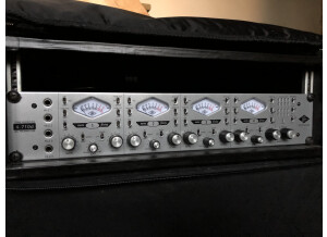 Focusrite ISA 828 (48032)