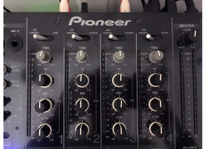 Pioneer DJM-800 (11189)