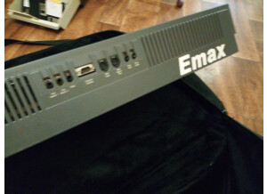 E-MU Emax (7609)