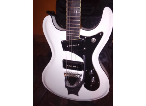 Mosrite the Ventures (92982)