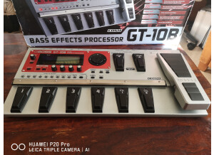 Boss GT-10B (45201)