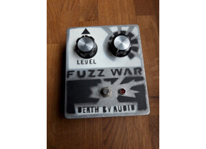Death By Audio Fuzz War (16008)