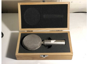 The T.bone RM700 (82612)