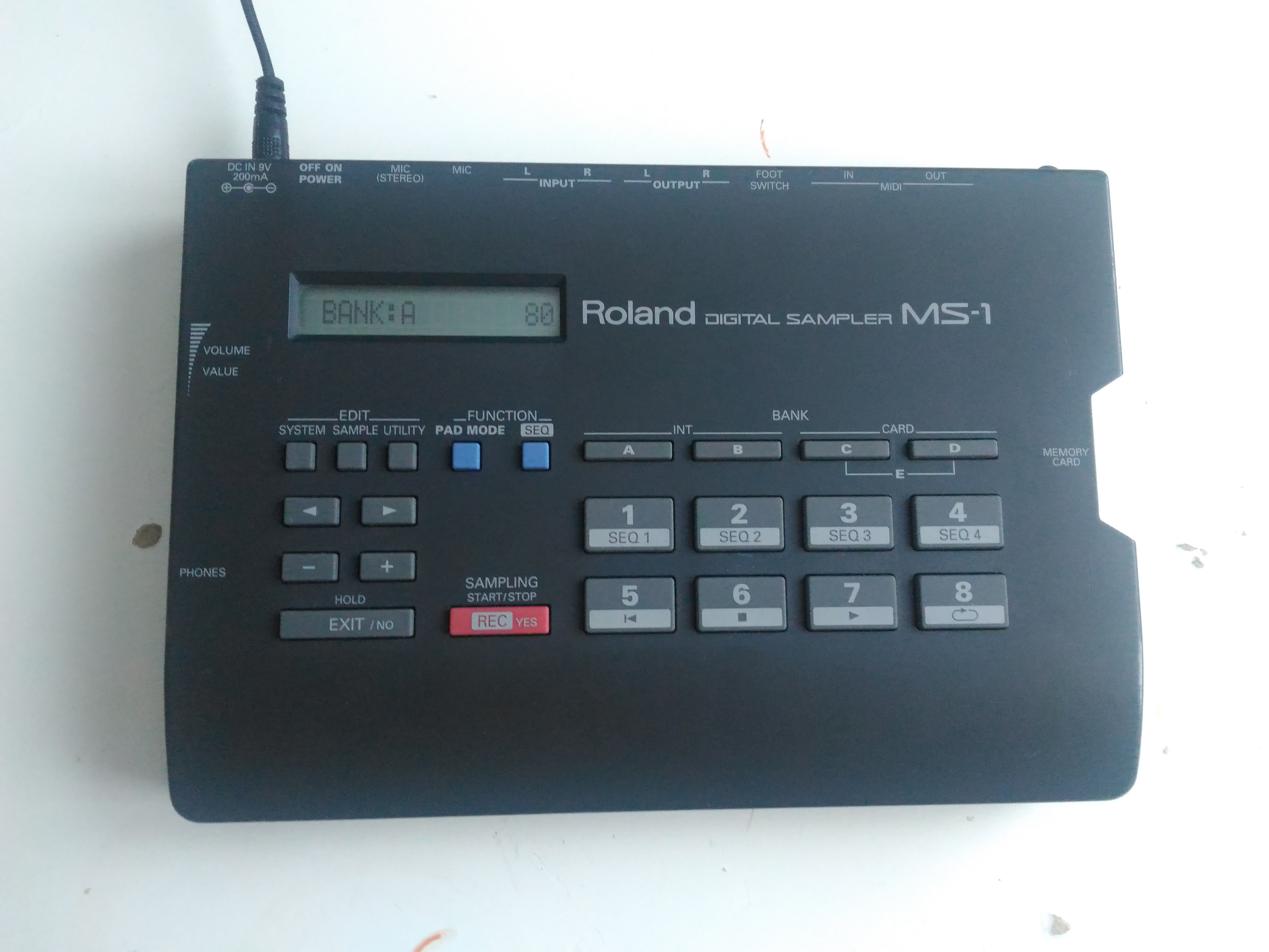 Pictures and images Roland MS-1 Digital Sampler - Audiofanzine