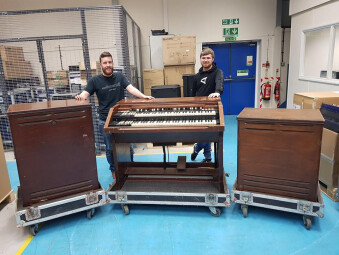 B3 and Leslie Behringer B3 and Leslie Behringer