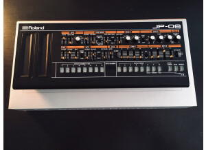 Roland JP-08 (49024)