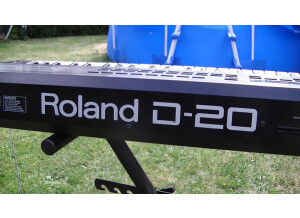Roland D-20 (86746)