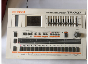 Roland TR-707 (47466)