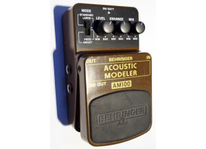 Behringer Acoustic Modeler AM100