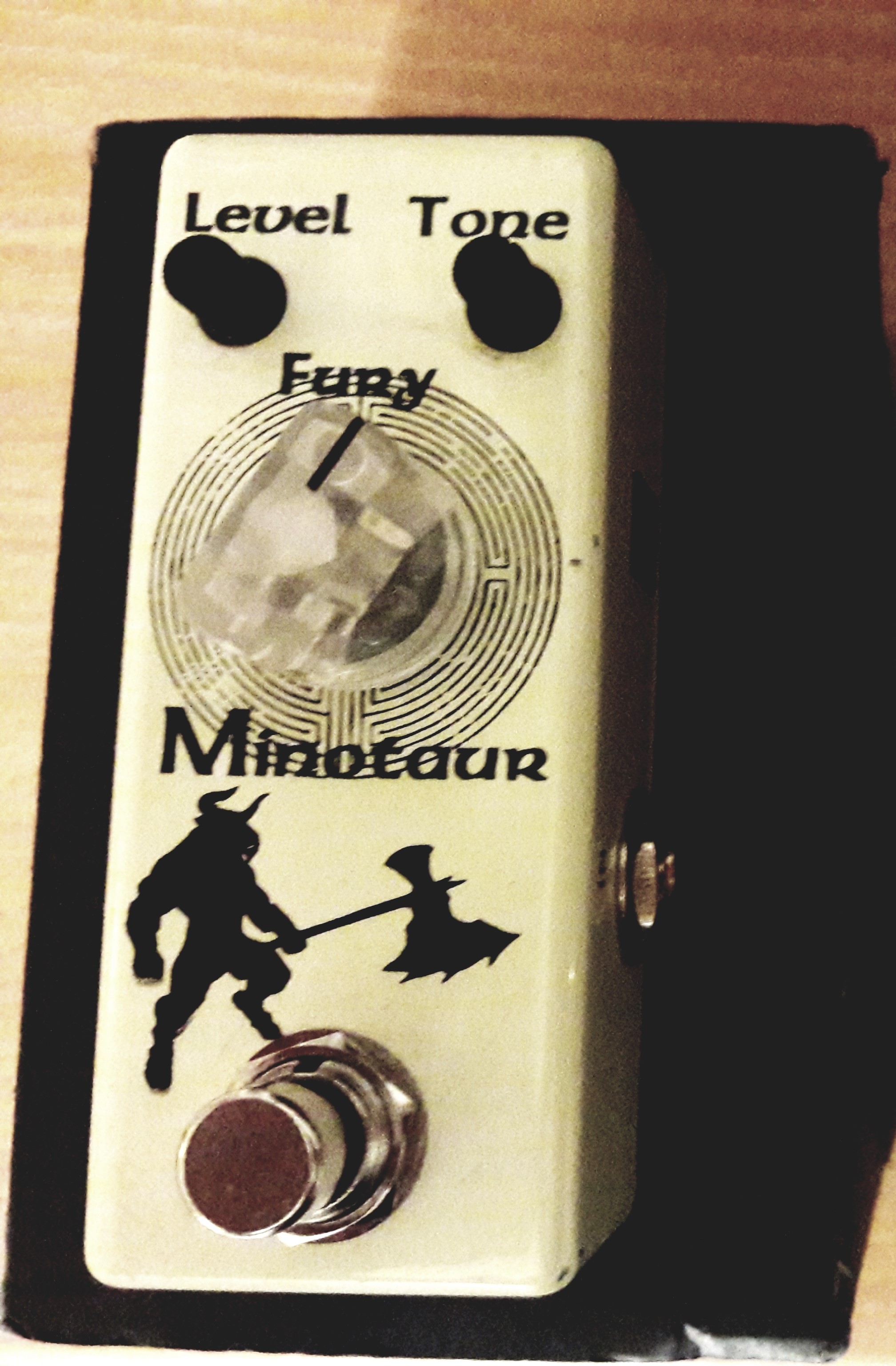 Movall Minotaur MM-09