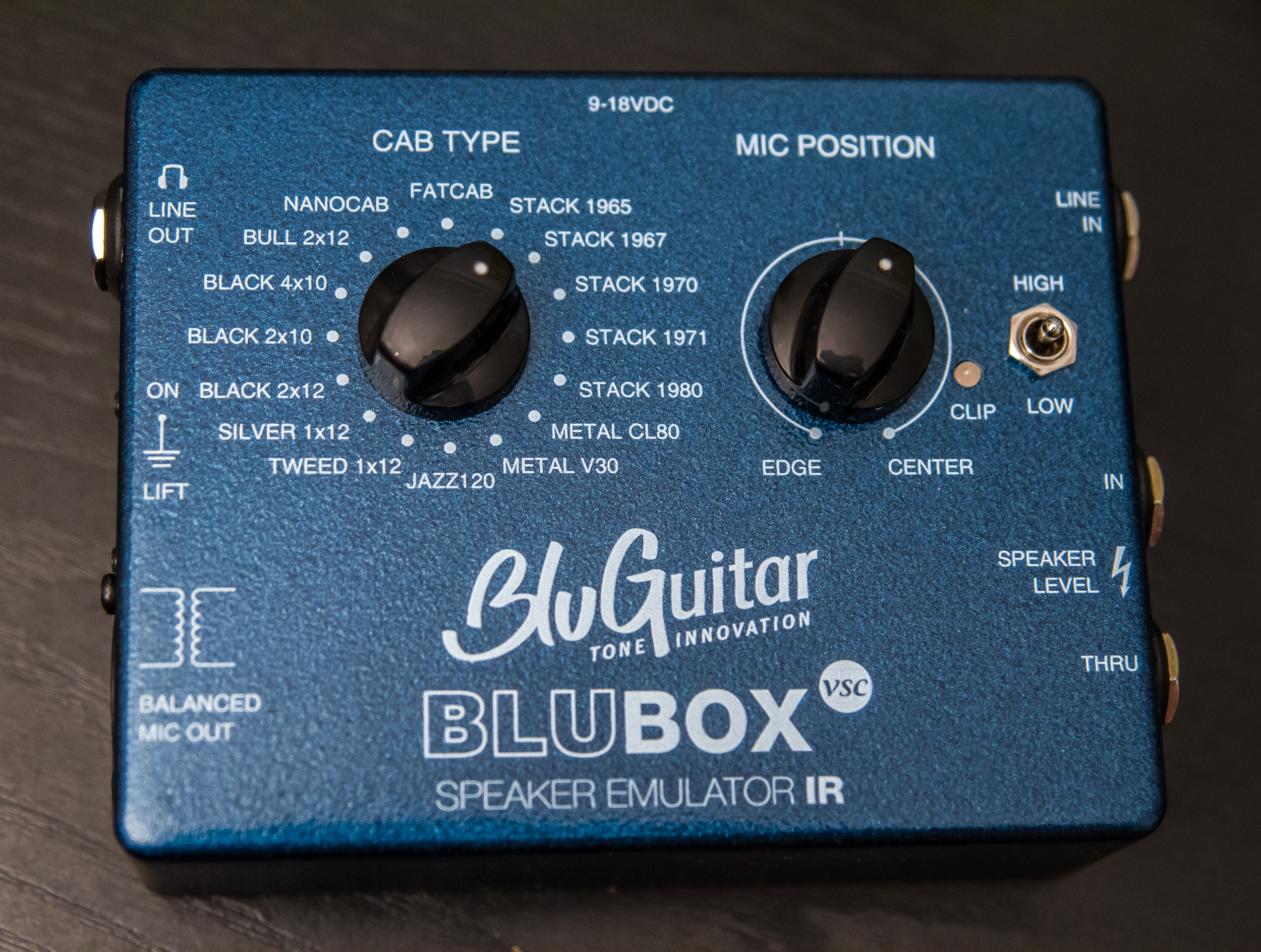 BluGuitar-BluBox-Up