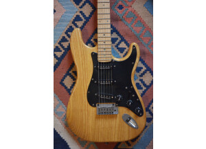 Fender Special Edition Lite Ash Stratocaster (99419)