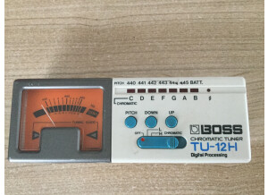 Boss TU-12H Chromatic Tuner (8753)