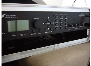 Fractal Audio Systems Axe-Fx (49905)