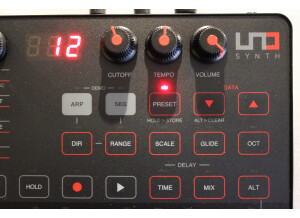 Uno Synth_2tof 06.JPG