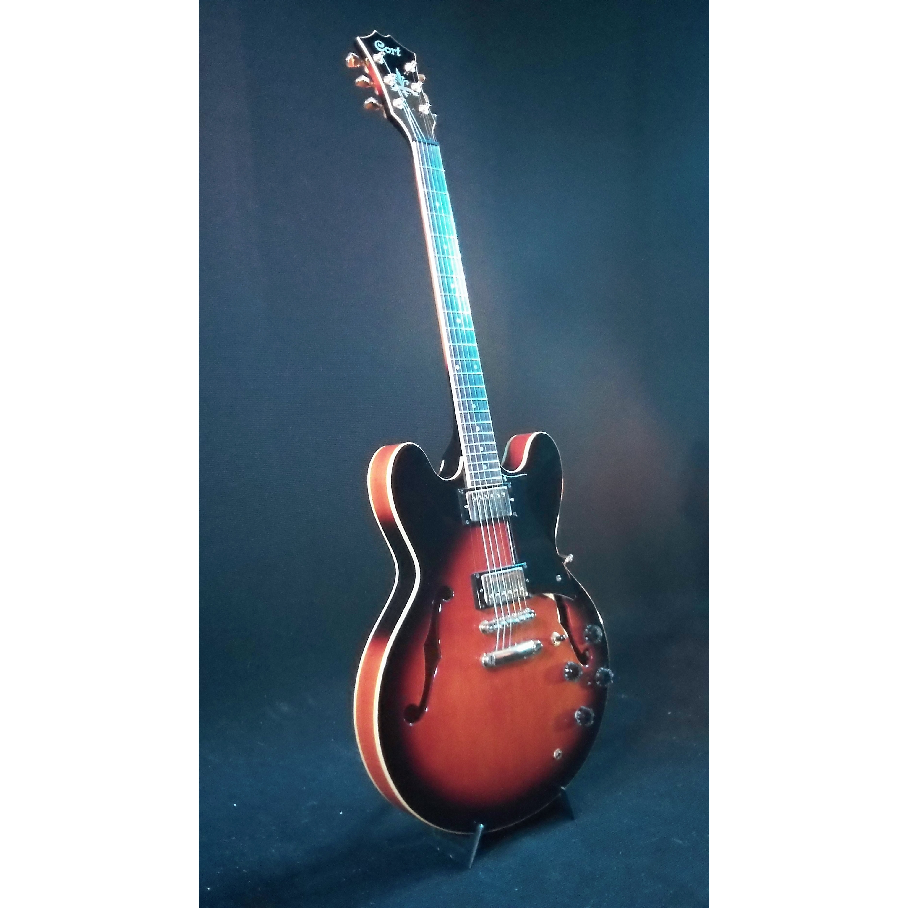 Cort Source (29761)