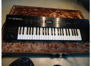 Roland S-10 (69058)