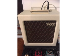 Vox AC4TV (20007)