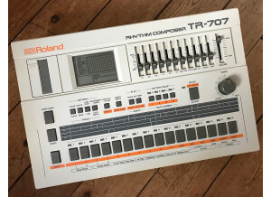 Roland TR-707 (36006)
