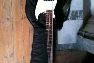 Fender Deluxe Active Jazz Bass V (1998-2004)