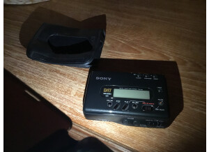 Sony TCD-D8 (10032)