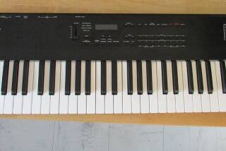 Roland D-5