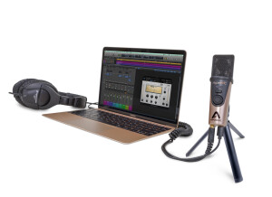 Apogee-HypeMiC-MacBook-Headphones-IMG_0059_1-New-Tripod-1000