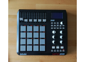 akai-mpd26-2323747