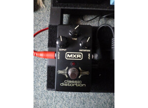 MXR M86 Classic Distortion