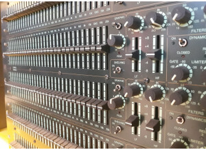 LA Audio EQ231-GSP (37418)