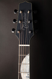 LTD-2019-Moon Neck close LTD-2019-Moon Neck close