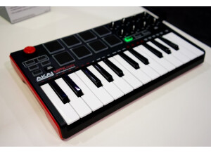 Clavier-midi-usb-Akai-mini