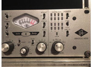 Universal Audio 4-710D (38828)