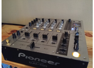 Pioneer DJM-700-S (5846)