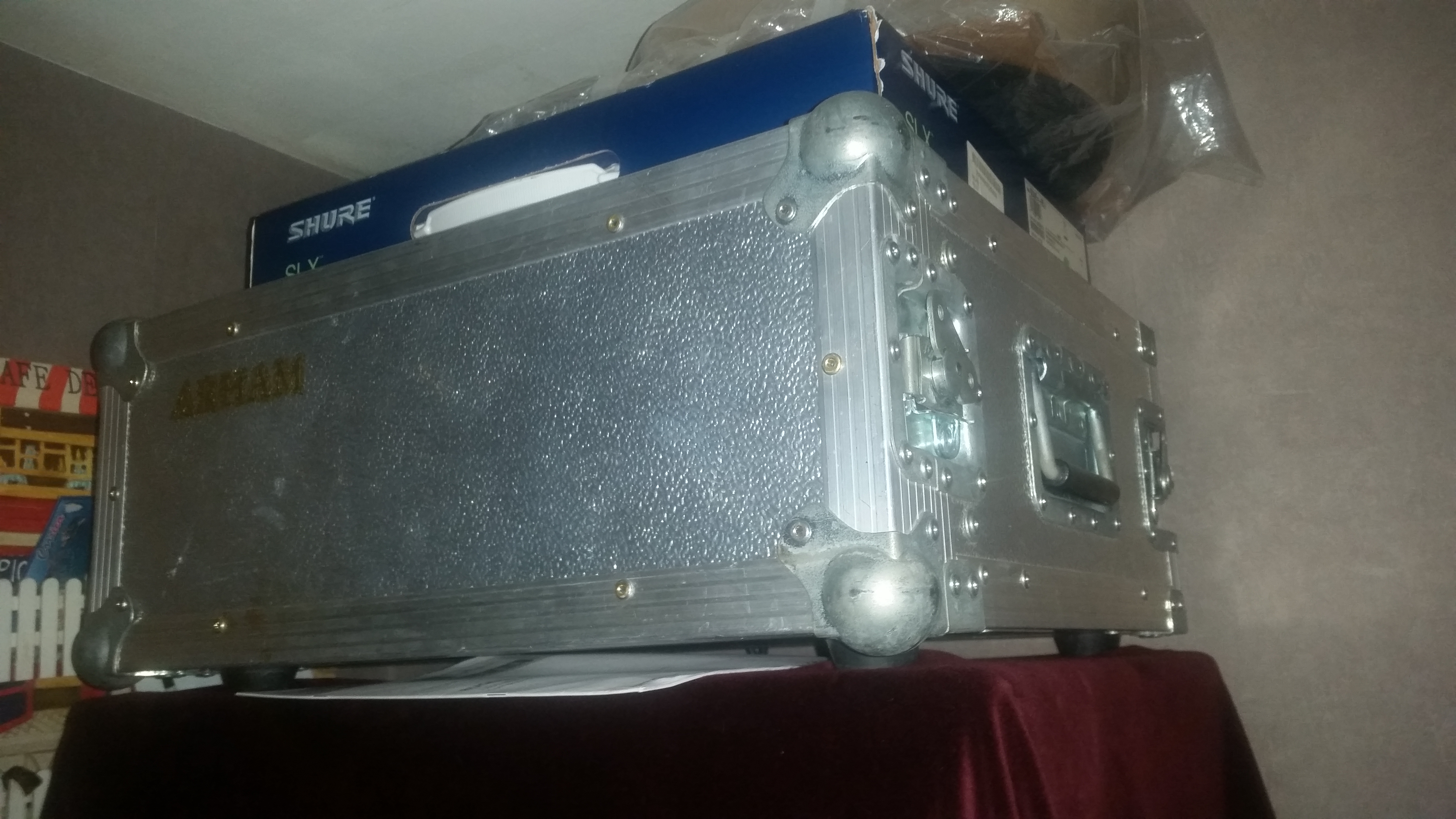 Shure SLX4 (19978)